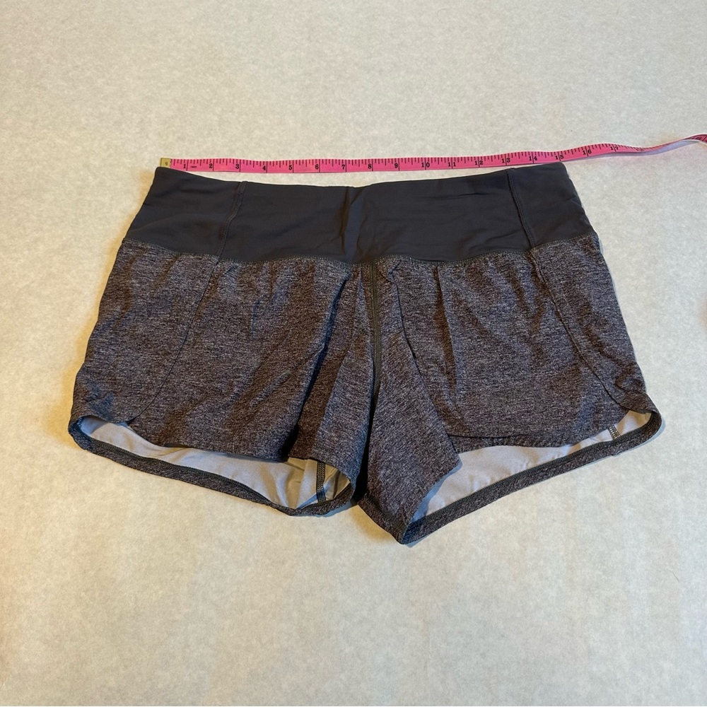 Lululemon size 6 gray shorts with back zipper pocket & built in underwear